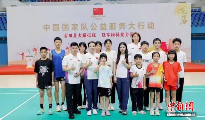 对阵双方的战术布局与临场应变，是决定比赛走向的关键。我们将为您详细解读教练组的策略，以及球员们如何执行。 - 世界杯半决赛最新消息